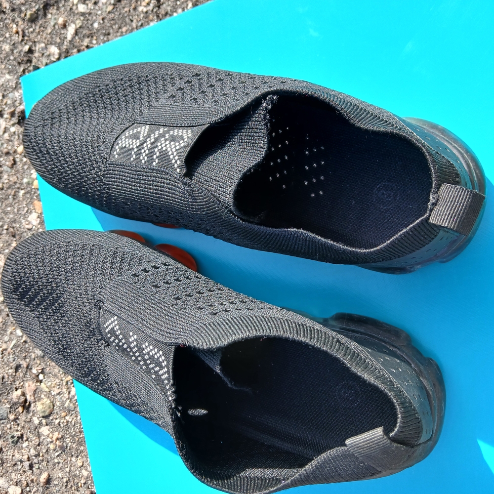 Nike Air Black Slip On Sneakers Size 8